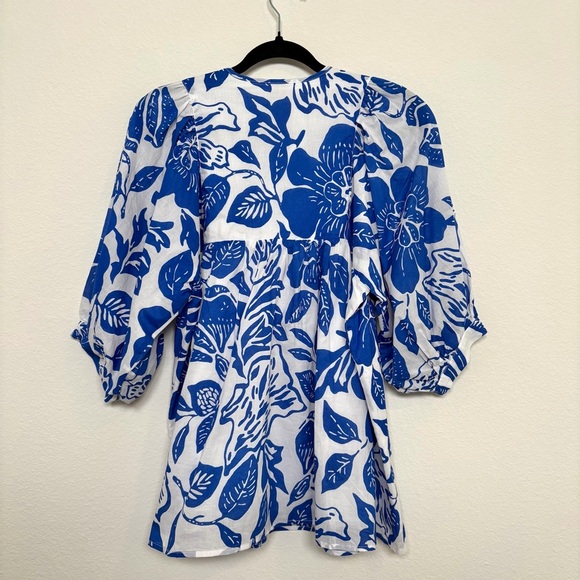 J. Marie Laken Puff Sleeve Tunic Blue White Floral Size Small - Picture 7 of 9